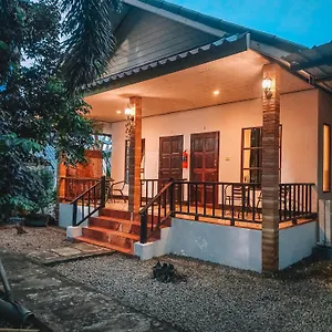 Naraya Guest house