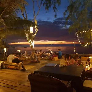 https://in-touch-resort.tophotelskohtao.com