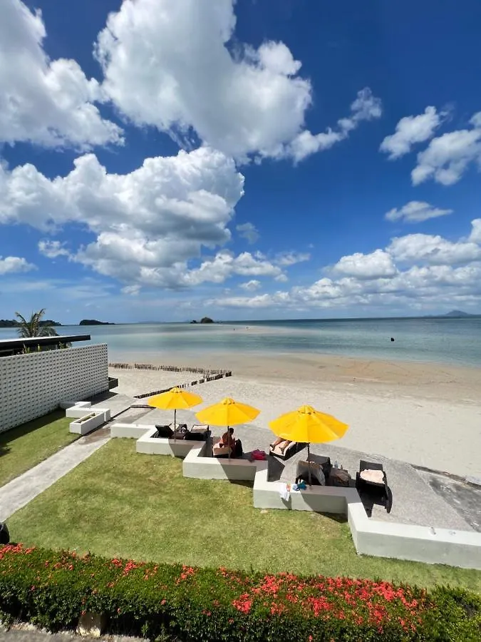 Resort Lanta Pura Beach Resort-Sha Extra Plus Koh Lanta